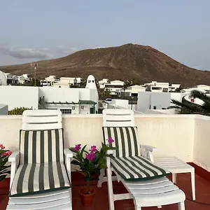 https://studio-in-playa-blanca.in-canary-islands.com